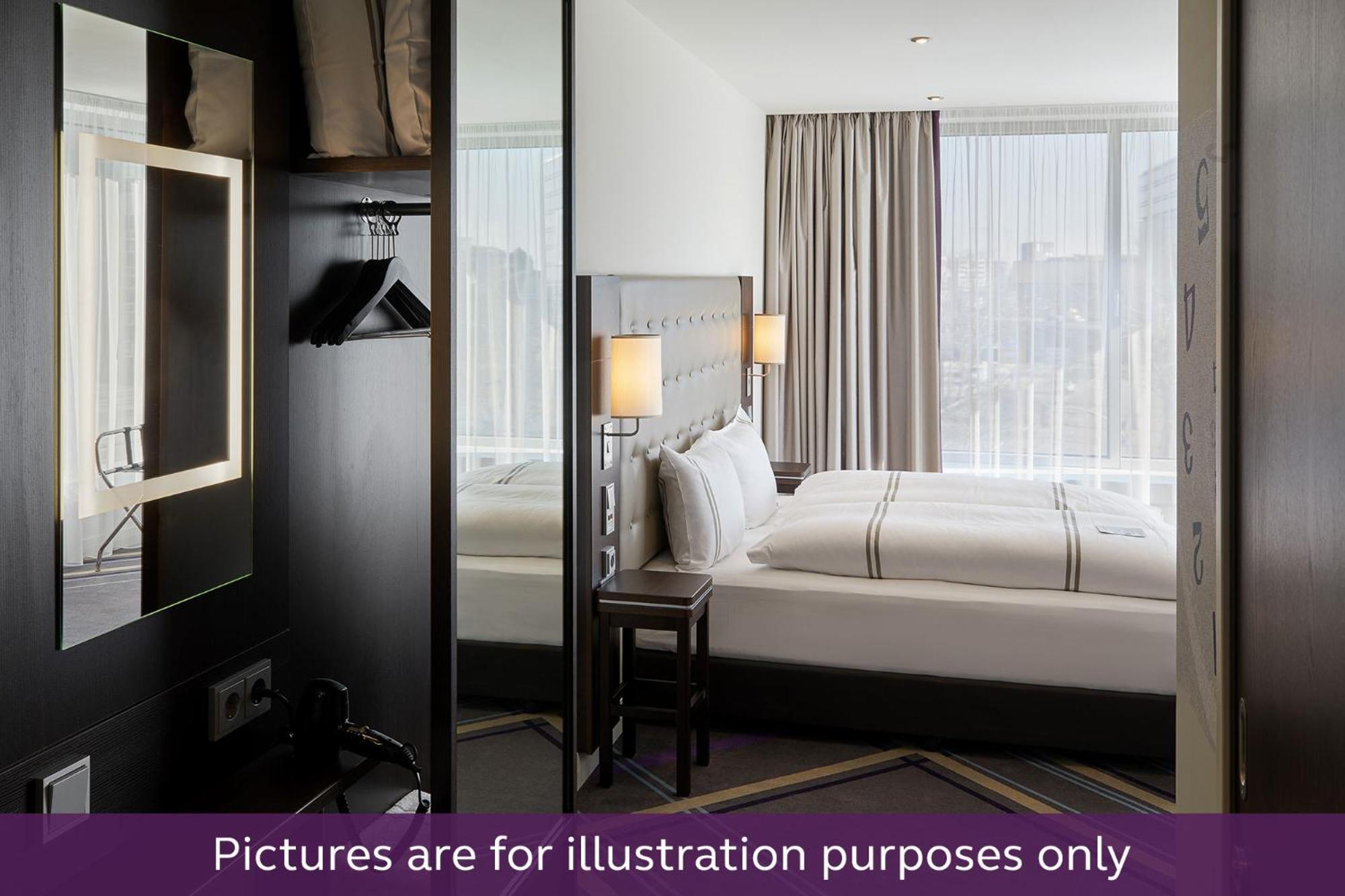 Premier Inn Muenchen City Schwabing Exterior foto