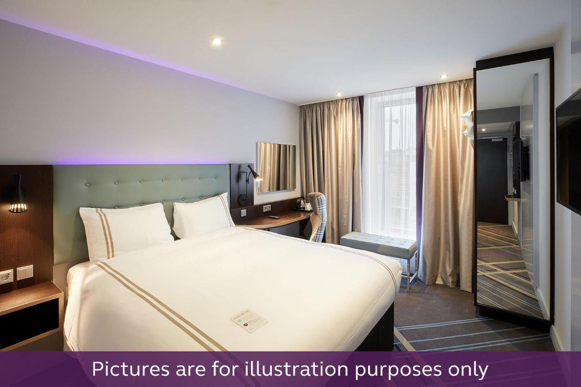 Premier Inn Muenchen City Schwabing Exterior foto